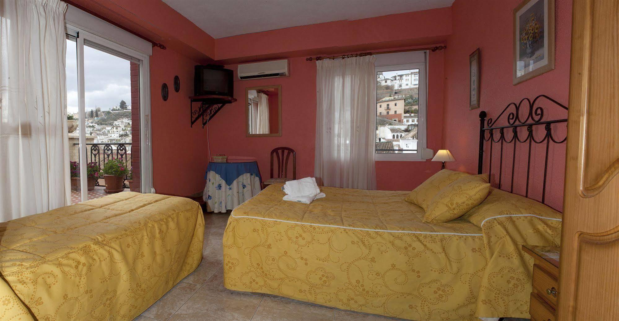 גרנדה Hostal Londres מראה חיצוני תמונה